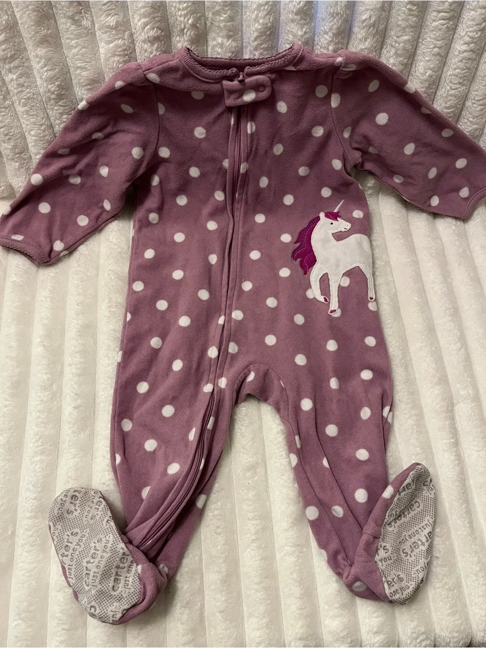 Lot of 5 baby clothes
